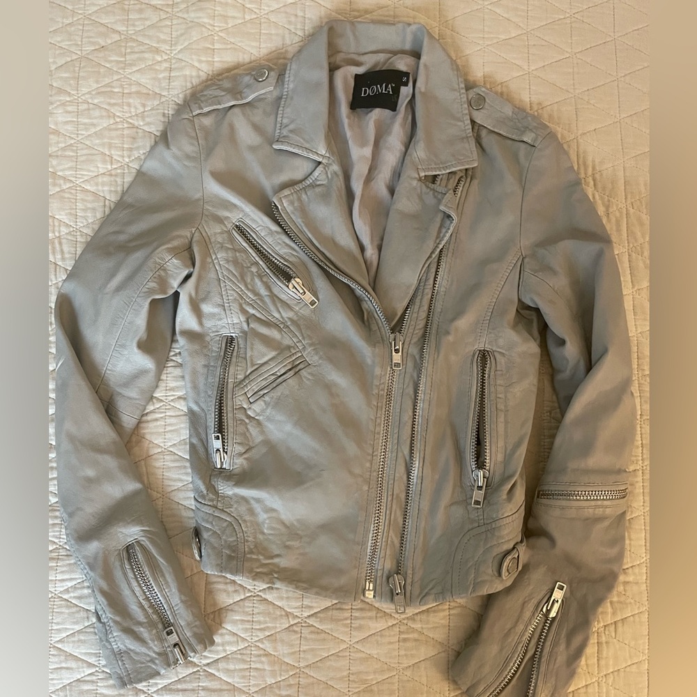 DOMA Double Zip Closure Shrunken Leather Moto Jacket in Pewter Gray Size S